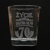 Szklanka whisky grawerowana - 70 - Życie zaczyna się po 70