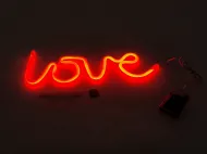Lampa neon LED - (czerwona) Love